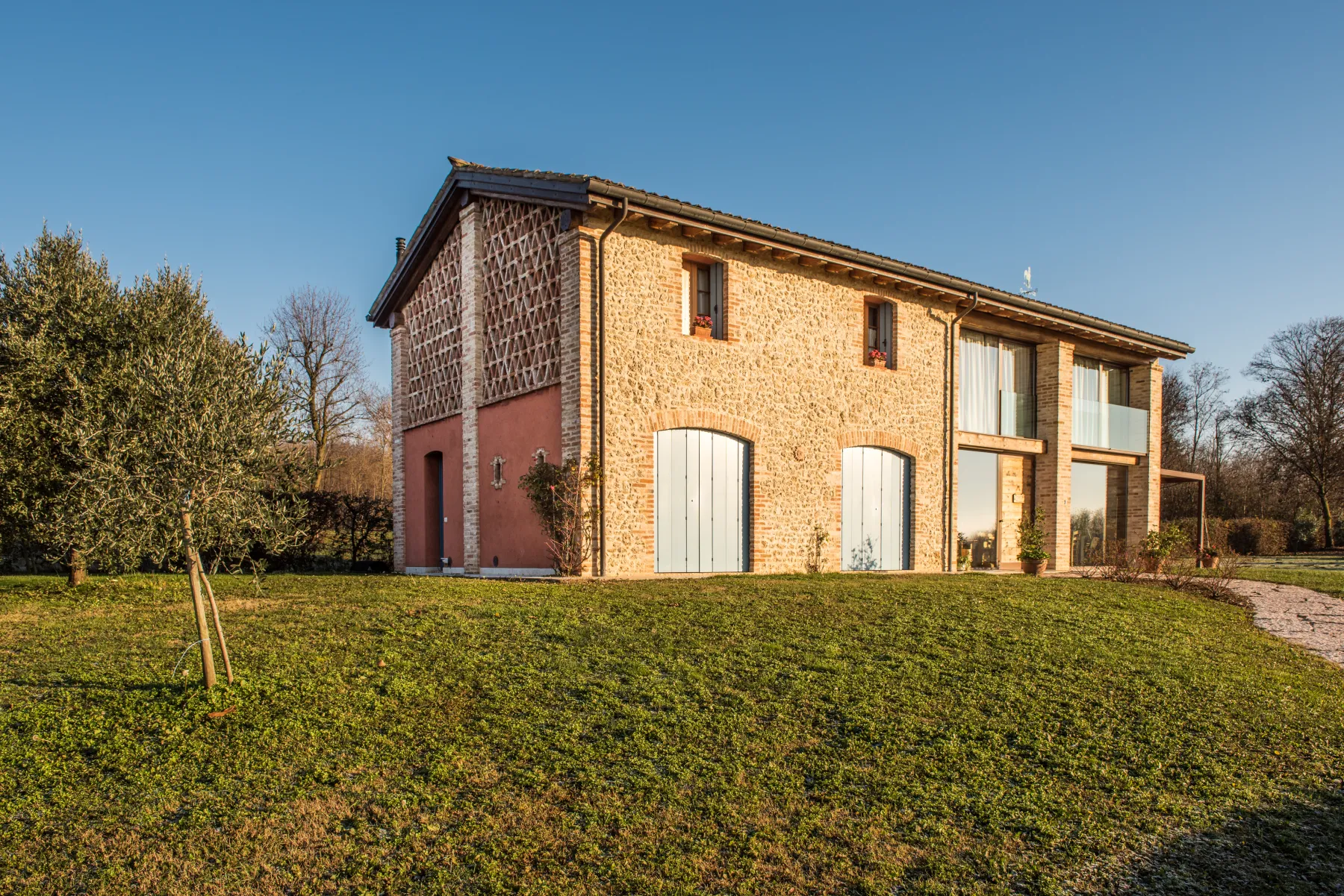 impresa-edile-specializzata-in-ristrutturazioni-edilizie-chiavi-in-mano-a-Vicenza-Padova-Treviso-Rovigo-e-nel-Veneto-centrale-casa-01-FACCIATE INTERAMENTE IN FACCIA VISTA