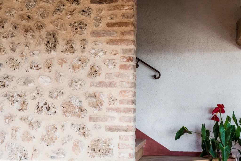 impresa edile specializzata in ristrutturazioni edilizie chiavi in mano a Vicenza Padova Treviso Rovigo e nel Veneto centrale casa 01 FINITURE FACCIA INTERNE 