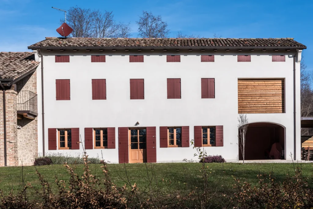 impresa edile specializzata in ristrutturazioni edilizie chiavi in mano a Vicenza Padova Treviso Rovigo e nel Veneto centrale casa 02 CASCINA RESTAURATA